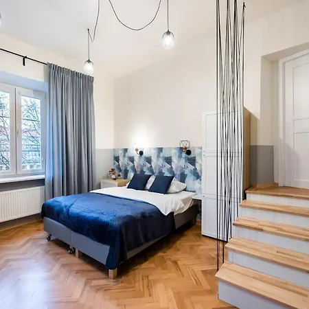 Old Town Eclectic Apartment For 6 People Варшава Екстер'єр фото
