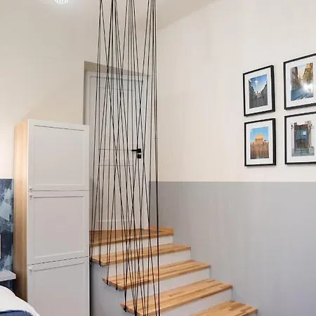 Old Town Eclectic Apartment For 6 People Варшава Екстер'єр фото