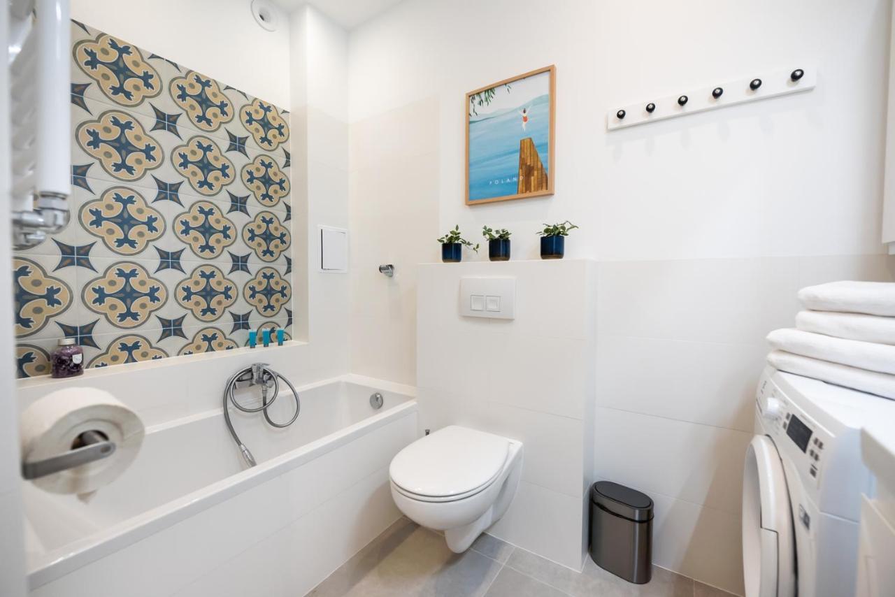 Апартаменти Old Town Eclectic For 6 People *
